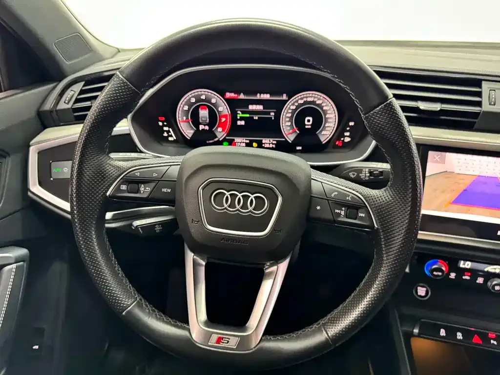 Audi Q3 Sportback 2024 из CN, фото 6
