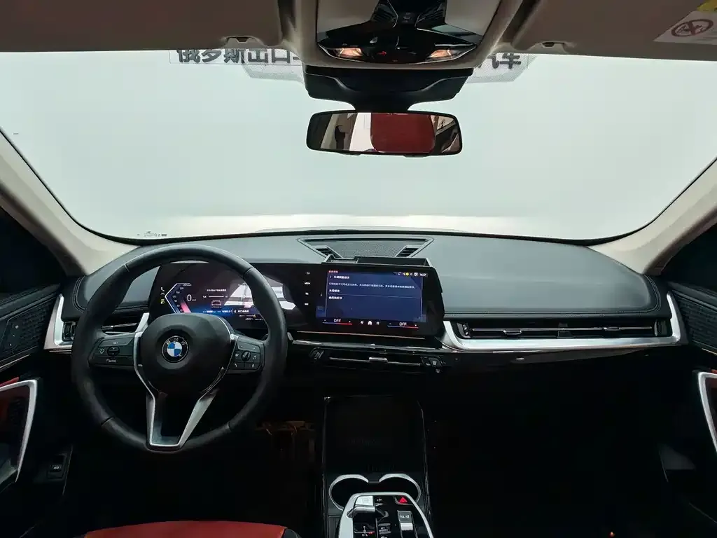 BMW X1 — фото 2