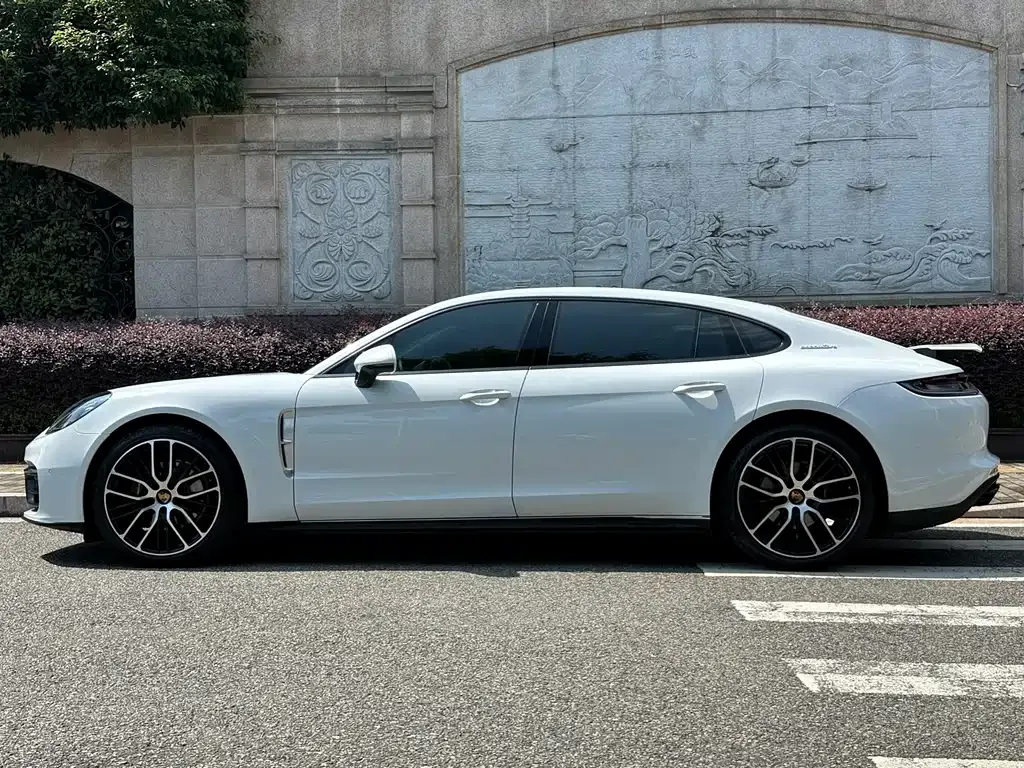 Porsche Panamera — фото 10