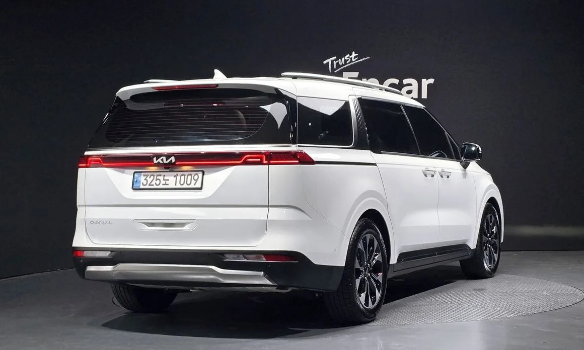 Kia Carnival 2023 из KR, фото 4