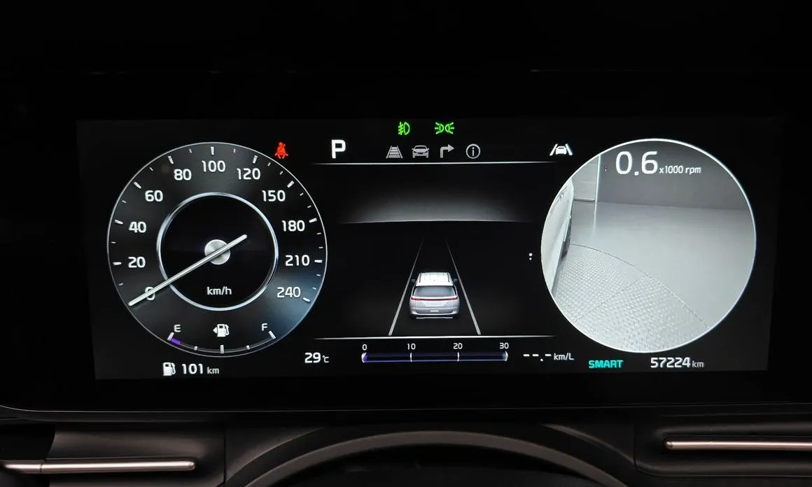 Kia Carnival 2023 из KR, фото 2