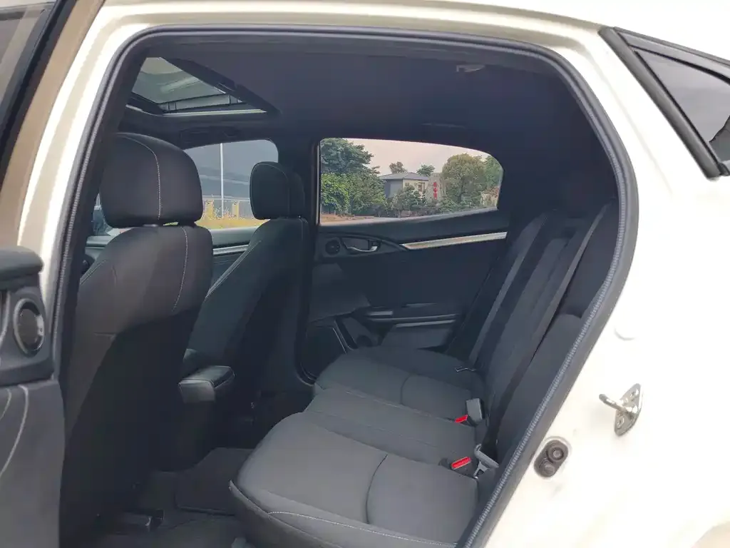 Honda Civic — фото 2