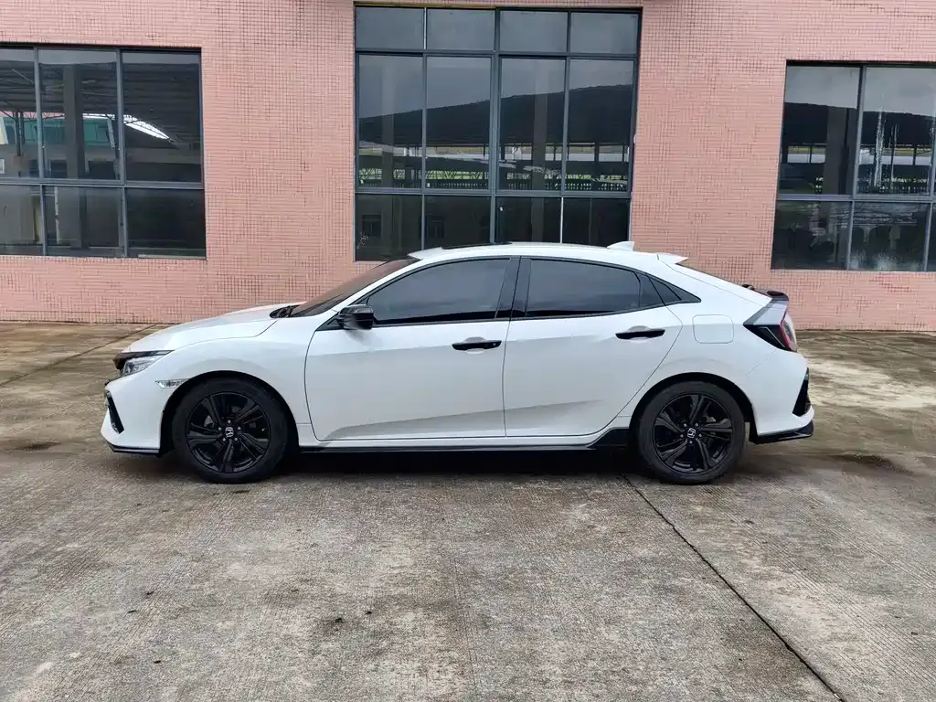 Honda Civic — фото 4