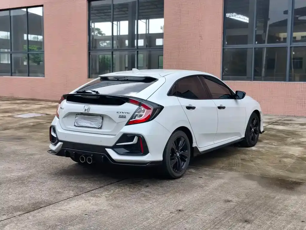 Honda Civic — фото 9