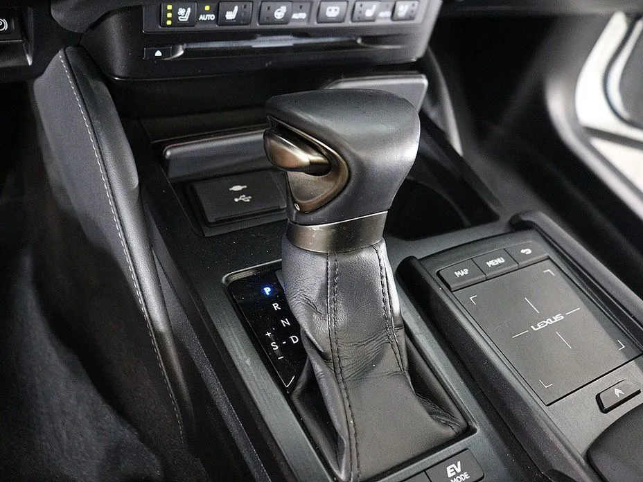 Lexus ES 2022 из KR, фото 2