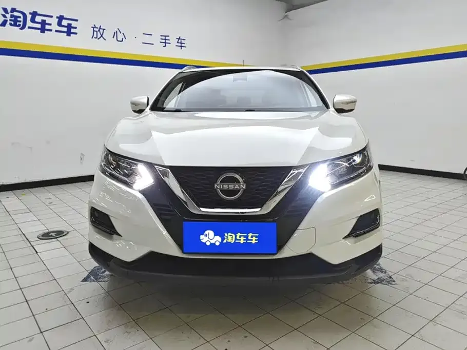 Nissan Qashqai — фото 2