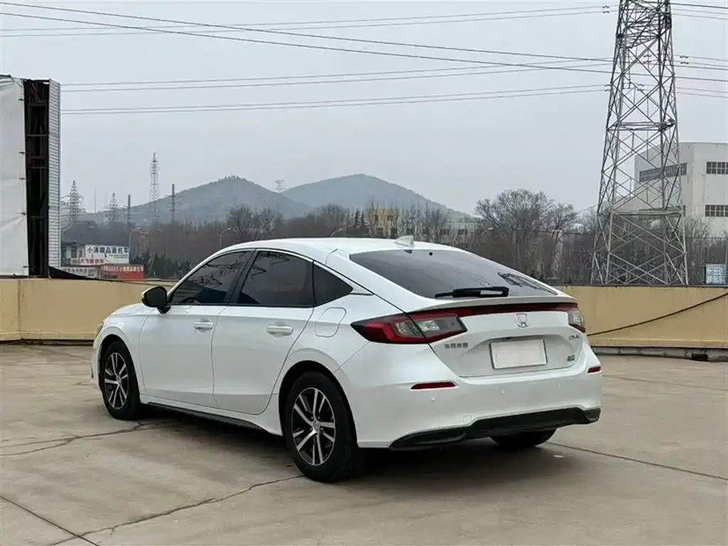 Honda Civic — фото 8
