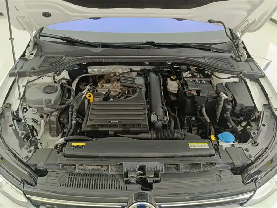 Volkswagen Golf 2021 из CN, фото 7