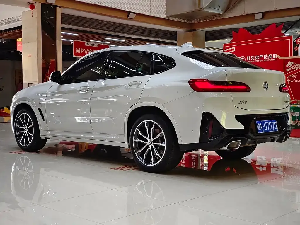 BMW X4 — фото 3