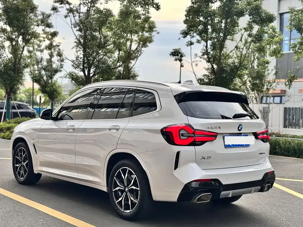 BMW X3 — фото 10