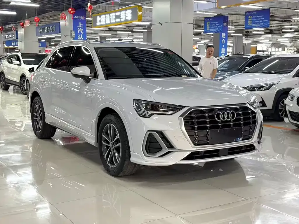 Audi Q3 — фото 4