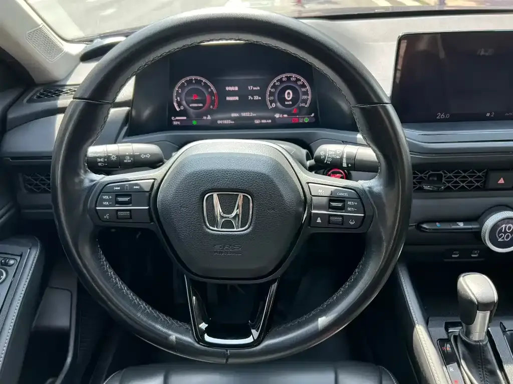 Honda Accord — фото 2