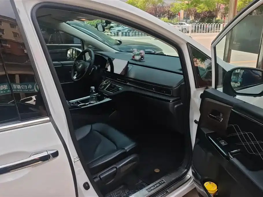 Honda Odyssey 2023 из CN, фото 3
