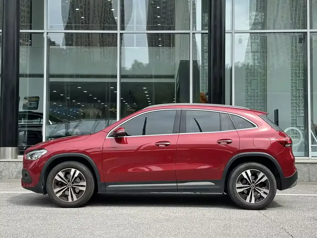 Mercedes-Benz GLA — фото 5