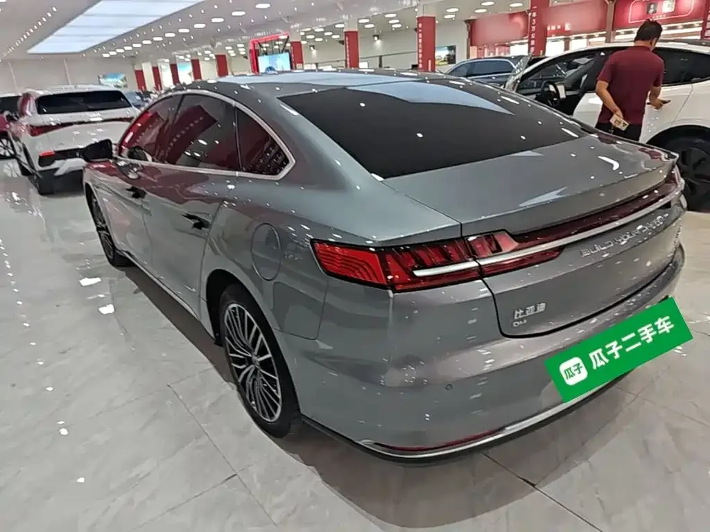 BYD Han — фото 4