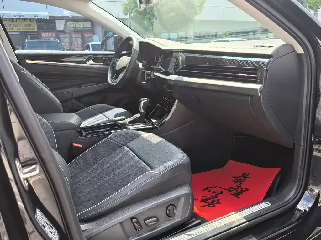 Volkswagen Passat — фото 8