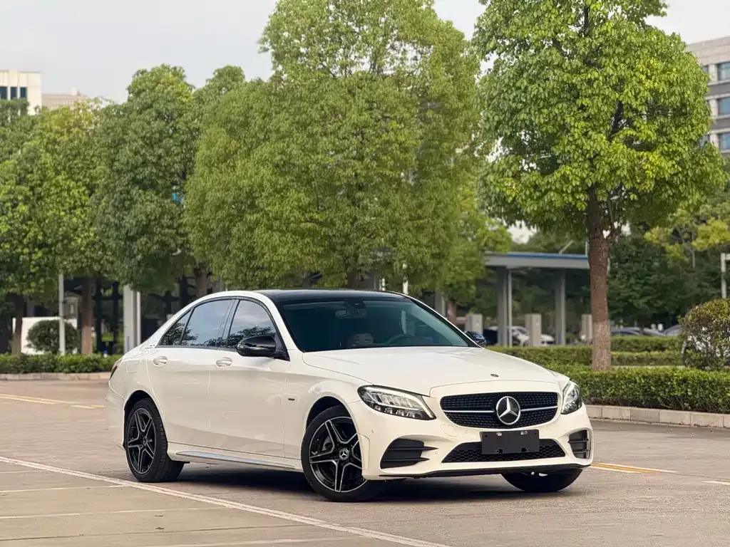 Mercedes-Benz C-Class — фото 10