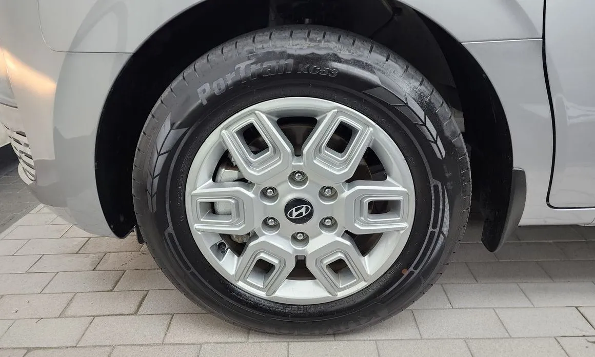 Hyundai Staria 2025 из KR, фото 9