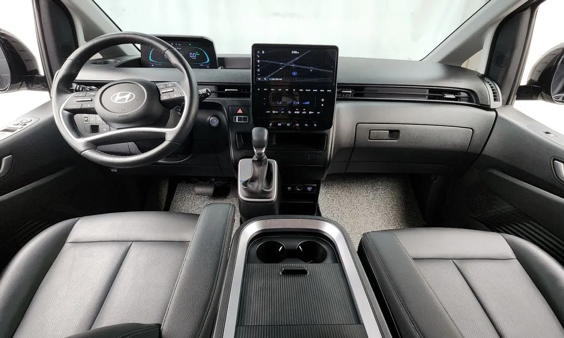 Hyundai Staria 2025 из KR, фото 8