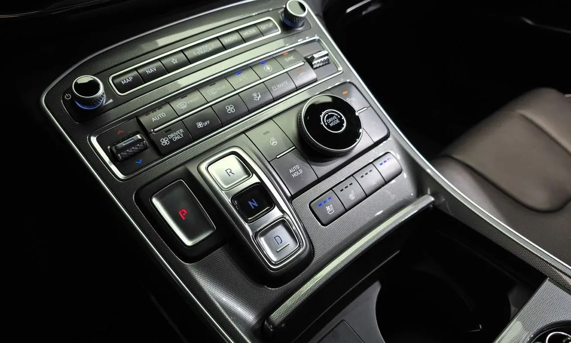 Hyundai Santafe — фото 4