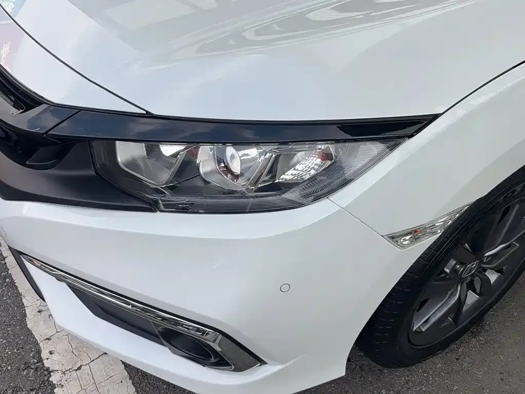 Honda Civic — фото 7