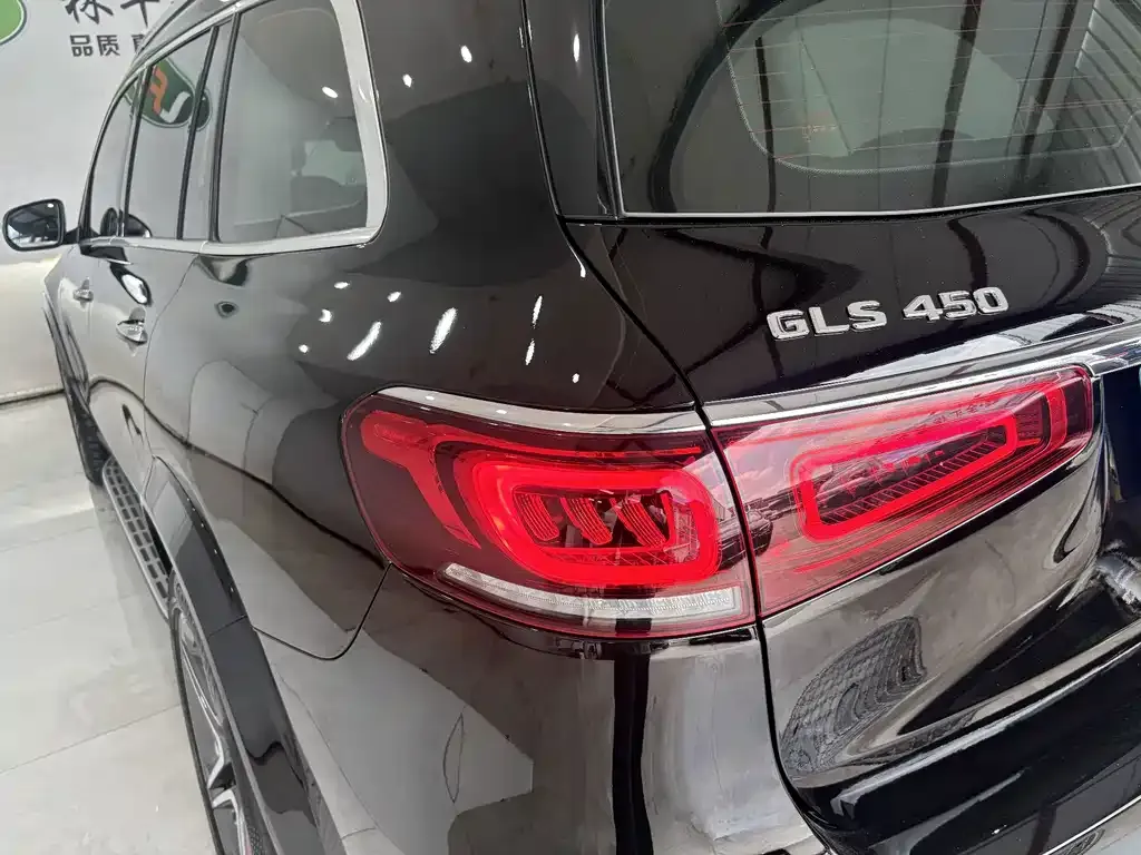 Mercedes-Benz GLS — фото 7