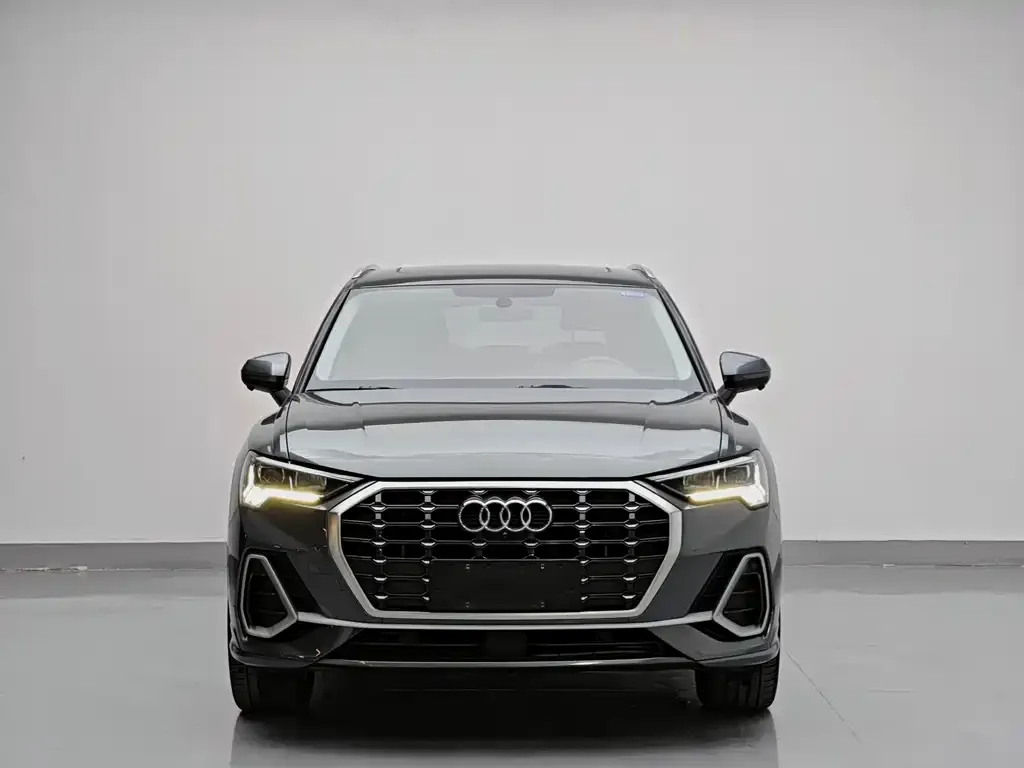 Audi Q3 — фото 6