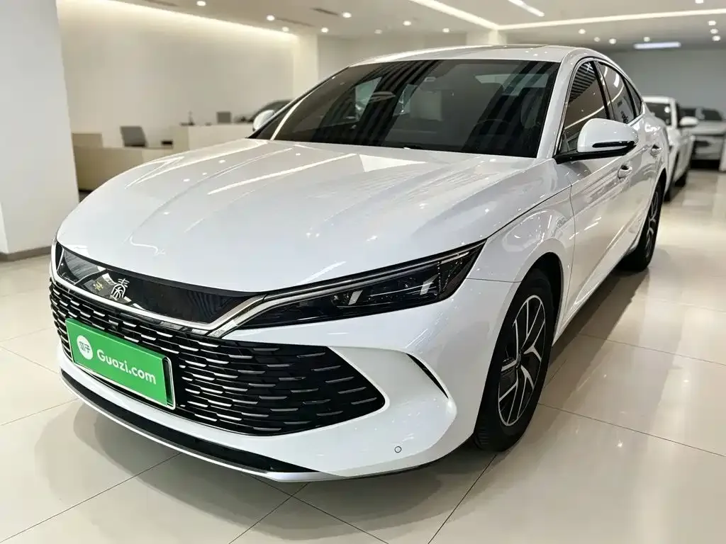 BYD Qin L — фото 8