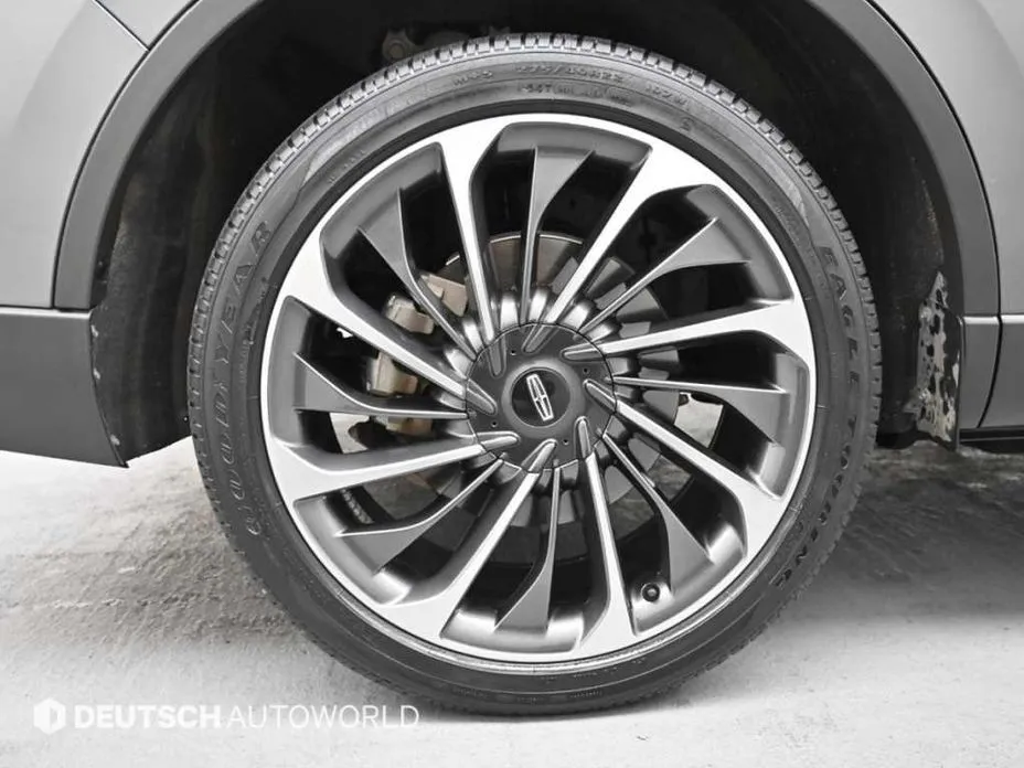 Lincoln Aviator — фото 8