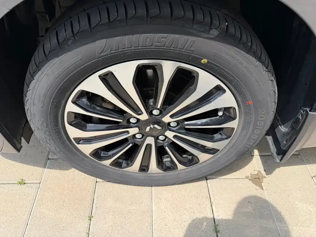 Wuling Jiachen 2022 из CN, фото 3