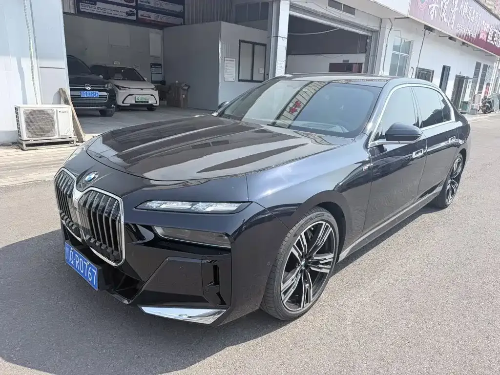 BMW 7 Series 740Li Premium Luxury 1