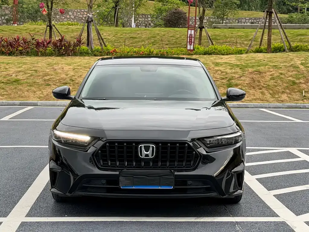 Honda Inspire — фото 9