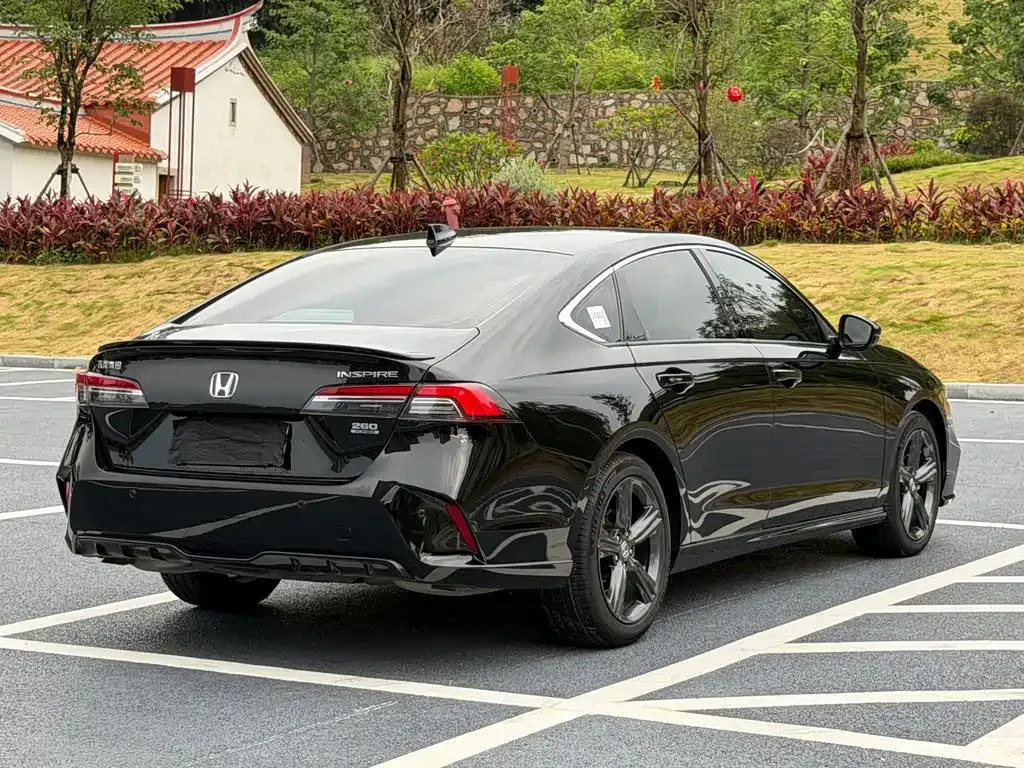 Honda Inspire — фото 7