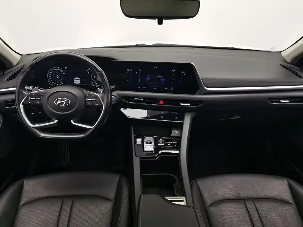 Hyundai Sonata — фото 7