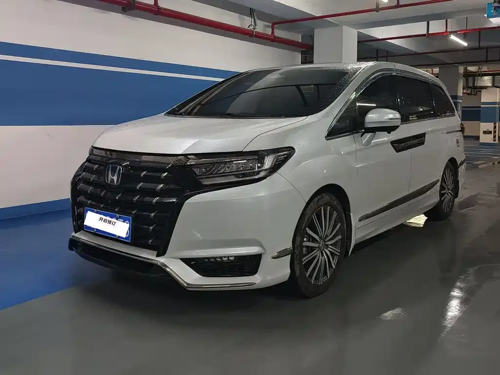 Honda Elysion 2024 из CN, фото 8
