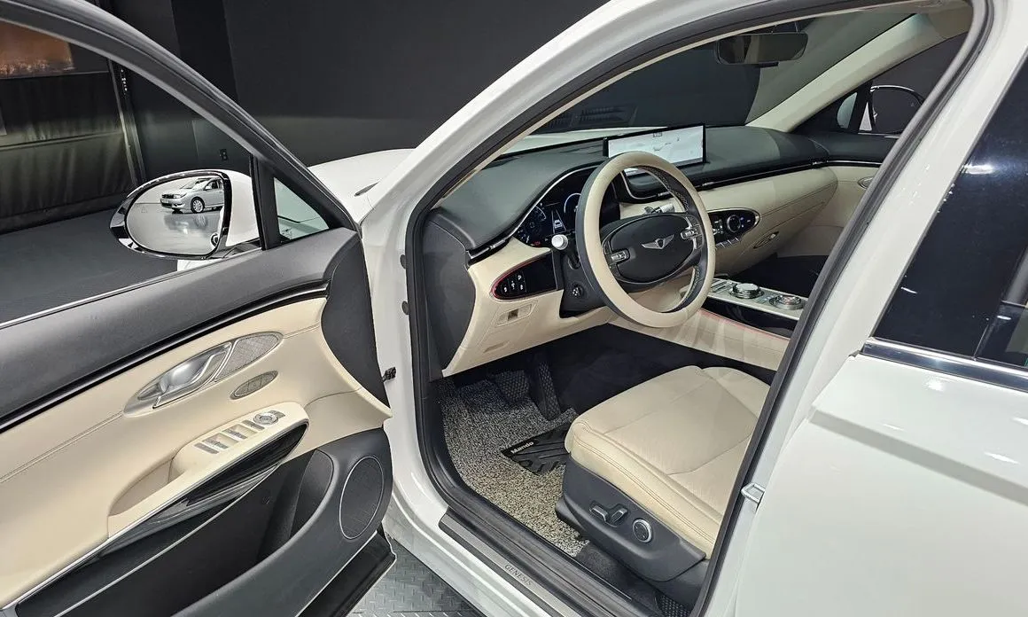 Genesis GV70 — фото 10