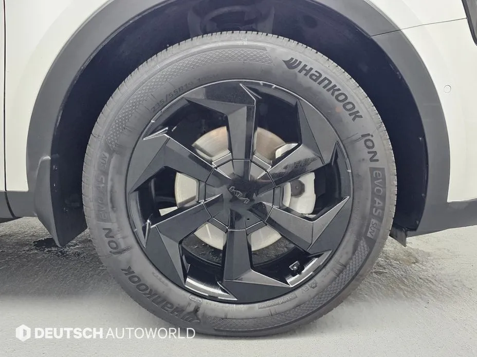 Kia Sorento — фото 5