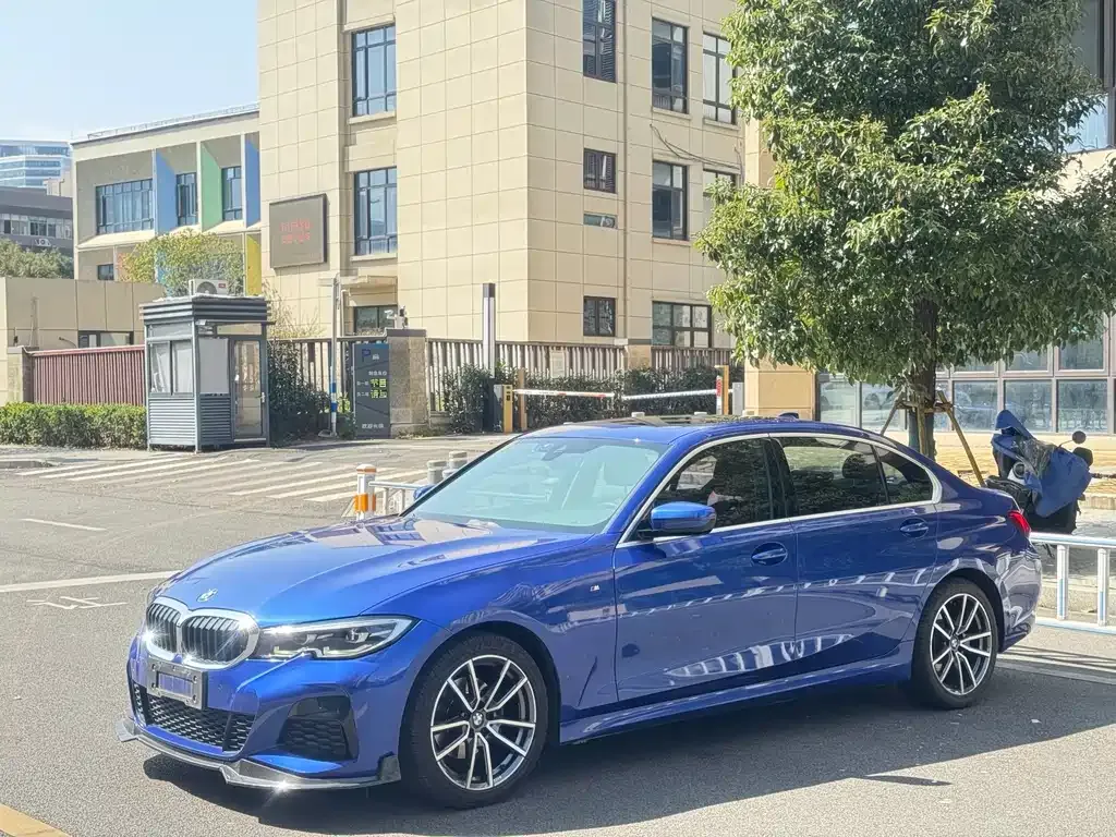 BMW 3 Series — фото 1