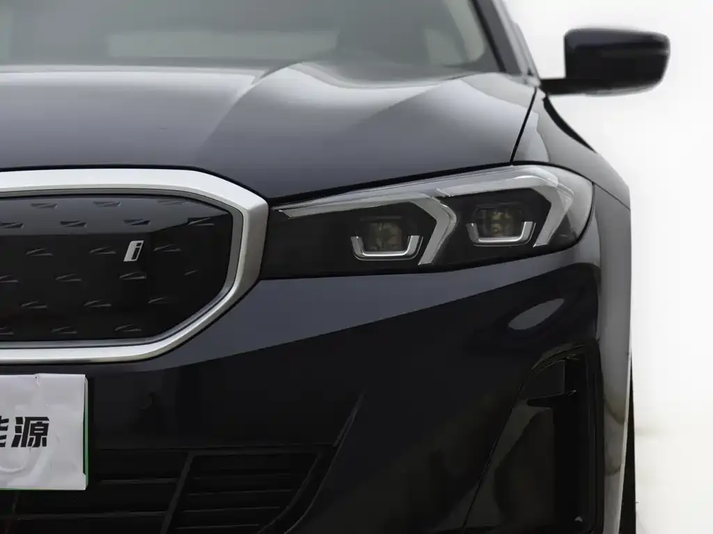 BMW i3 — фото 9
