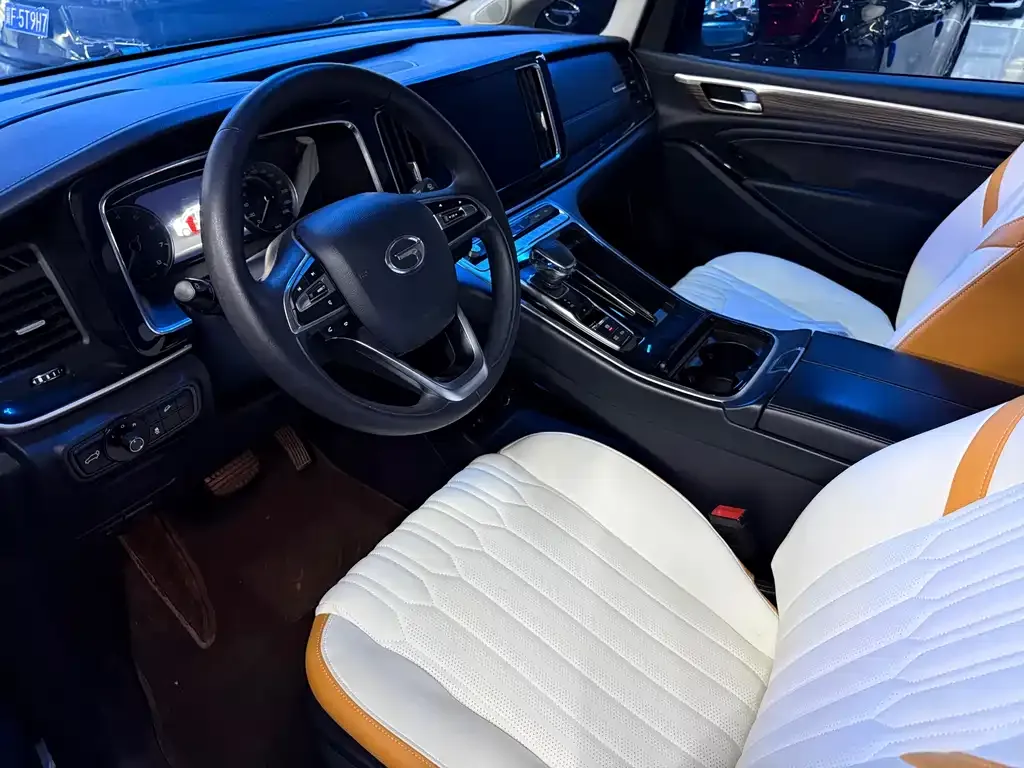 GAC Motor Trumpchi M8 — фото 9