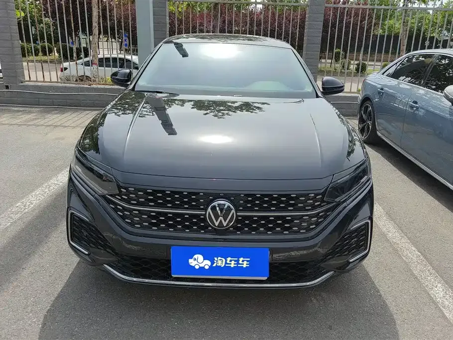 Volkswagen Passat — фото 10