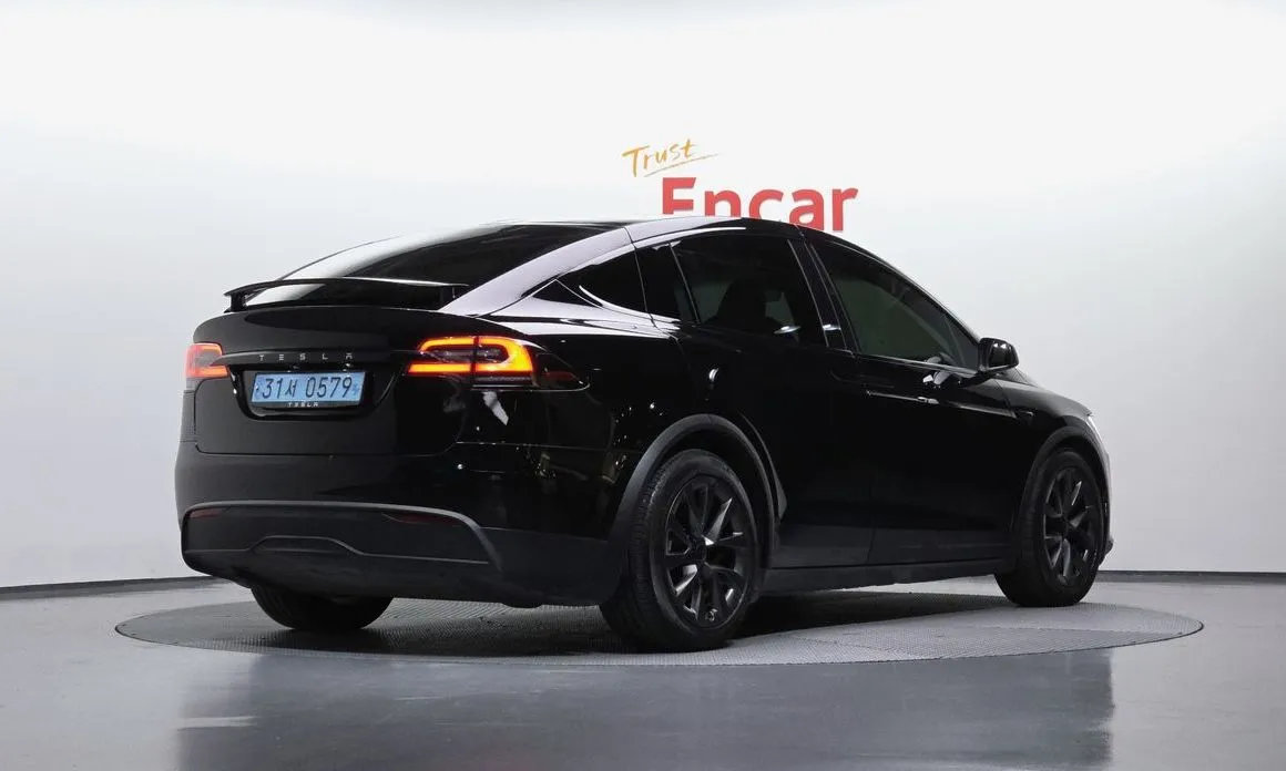 Tesla Model X 2023 из KR, фото 4