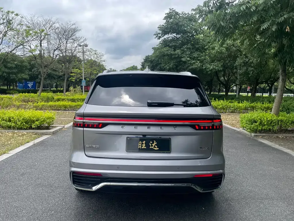 Geely Xingyue L — фото 10