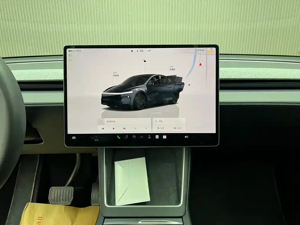 Tesla Model Y — фото 2