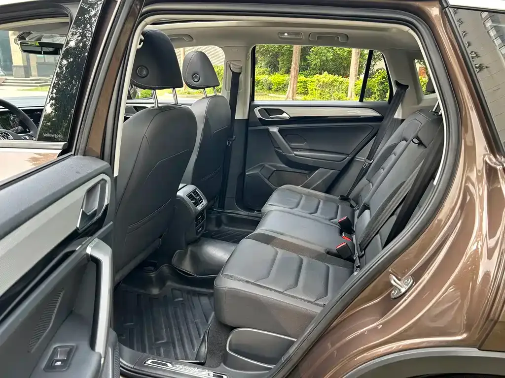 Volkswagen Tayron 2021 из CN, фото 2