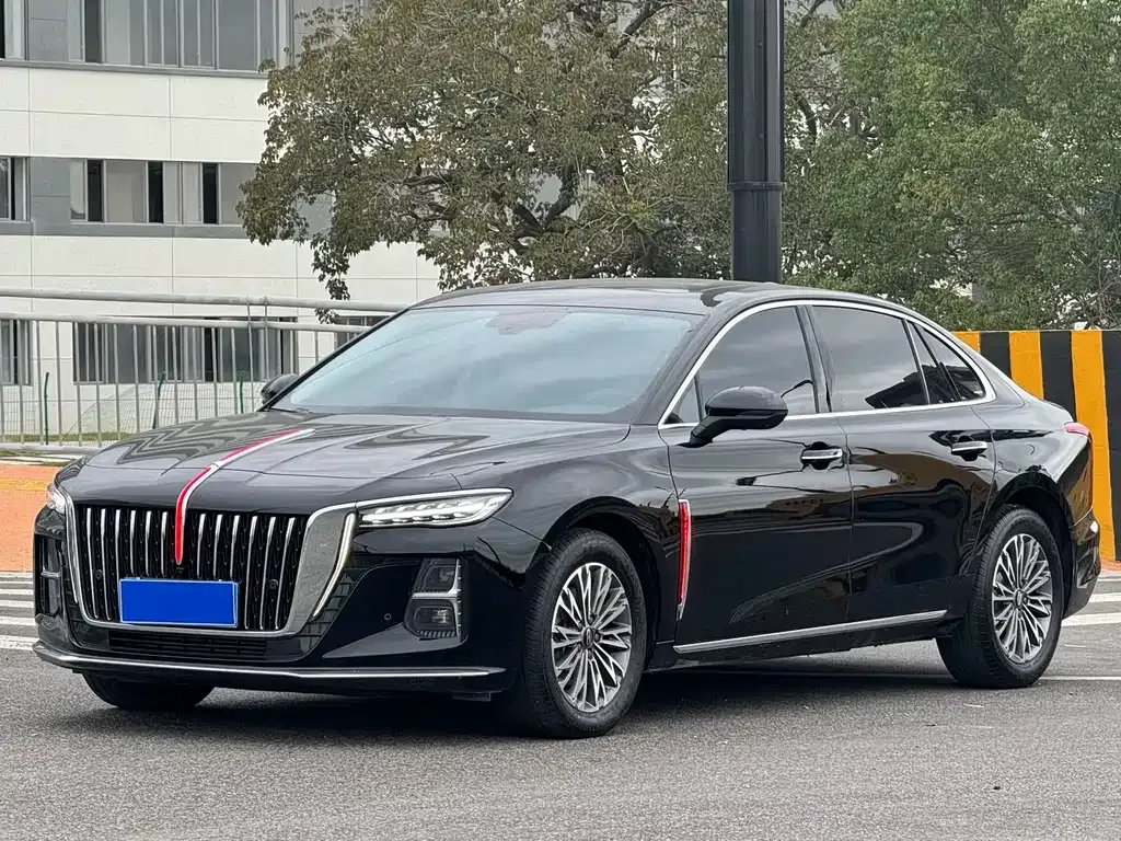 Hongqi H5 — фото 1