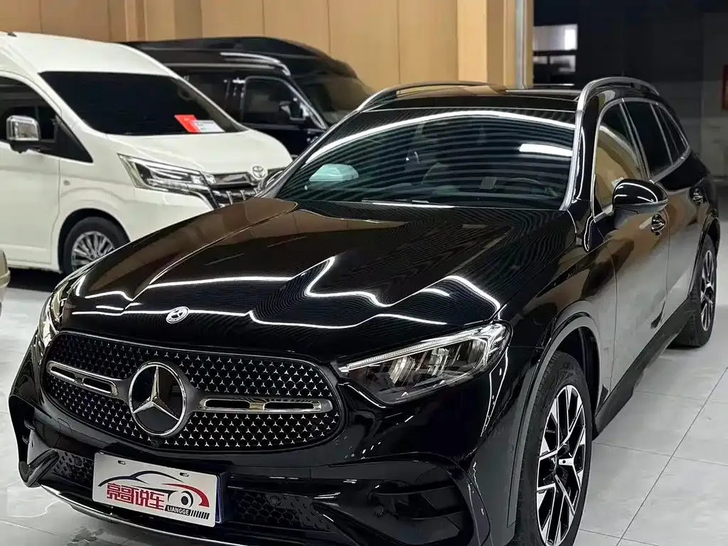 Mercedes-Benz GLC — фото 1