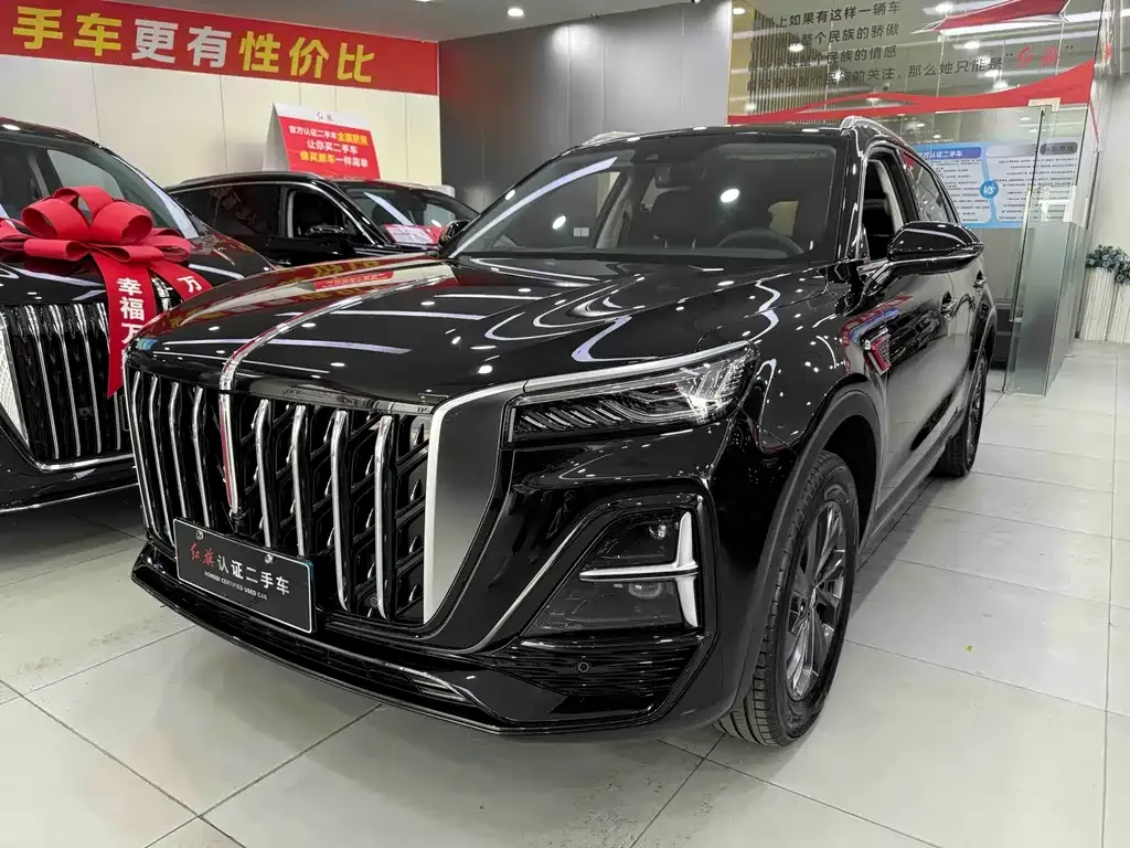 Hongqi HS5 — фото 1