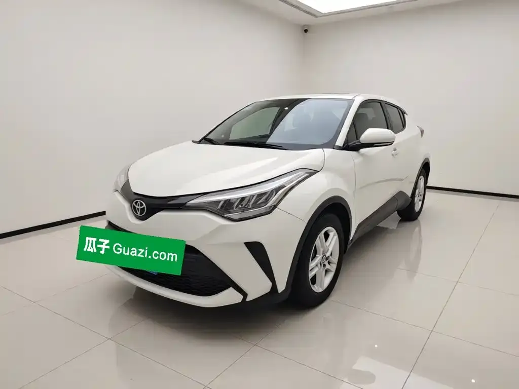 Toyota C-HR — фото 6