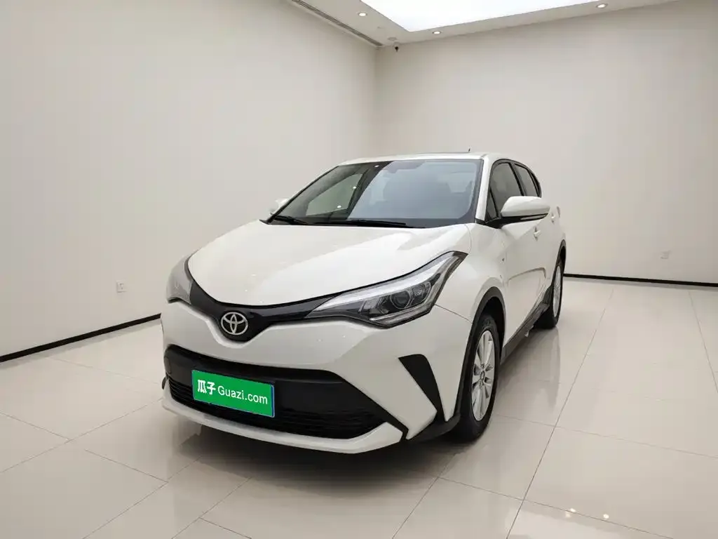 Toyota C-HR — фото 4